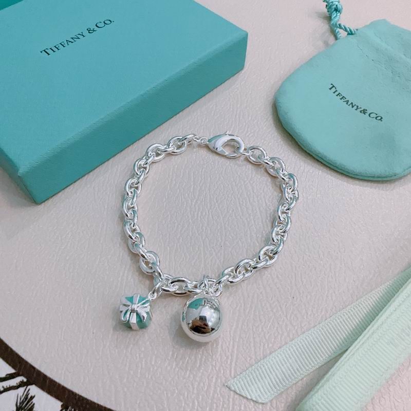 Tiffany bracelet 05yxh02